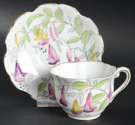Fuchsia Flat Cup & Saucer Set