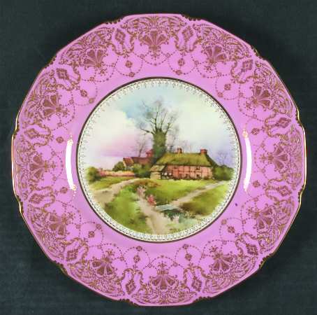 RD147 by Royal Doulton