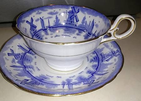 Blue Windmill Footed Cup & Saucer Set