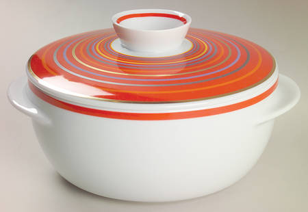 Cyrrus Round Covered Vegetable