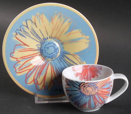 Daisies Espresso Cup and Saucer Set