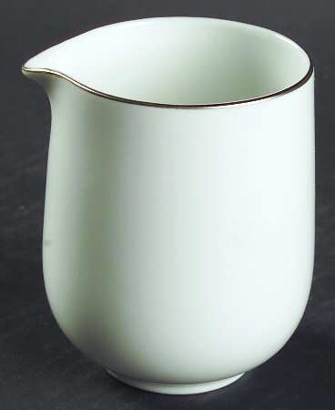 Moon Platinum Creamer