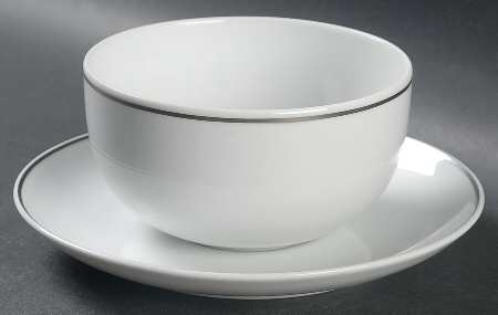 Moon Platinum Gravy Boat & Underplate