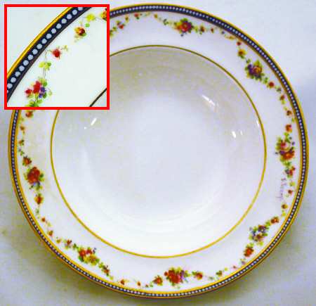 E8040 by Royal Doulton