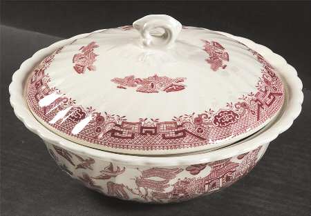 Willow Rosa Round Covered Vegetable