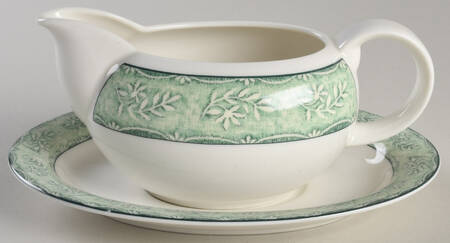 Linen Leaf Gravy Boat & Underplate