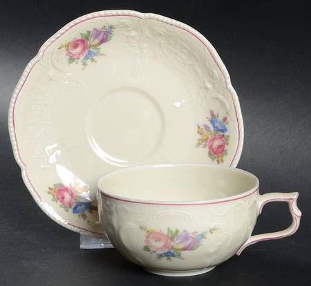 R1254 Flat Cup & Saucer Set