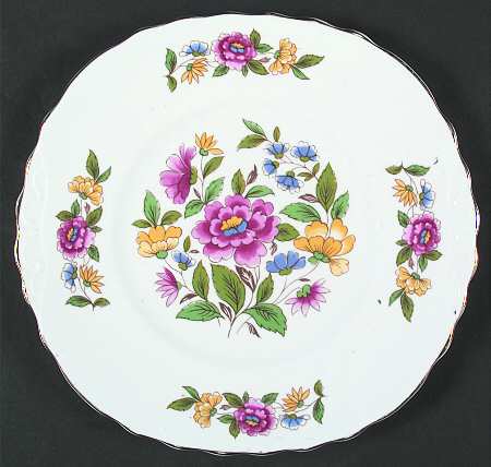 Ludlow Square Handled Cake Plate