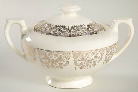 Brater's Sugar Bowl & Lid