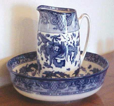 Oyama Large Pitcher & Bowl Set