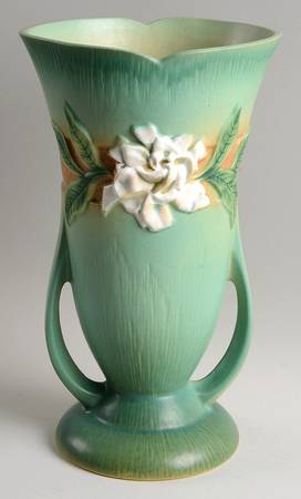 Gardenia Green 12" Handled Vase