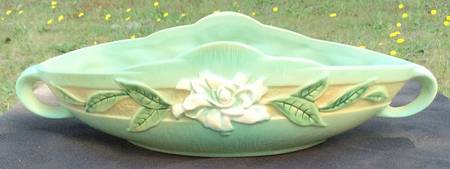 Gardenia Green Centerpiece/Console Bowl