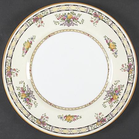 H2468 by Royal Doulton