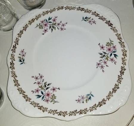 RGR51 Handled Cake Plate