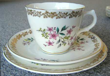 RGR51 Footed Cup & Saucer Set
