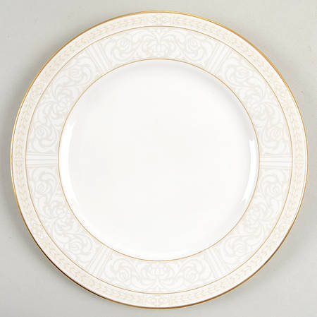 Gardenia Salad Plate