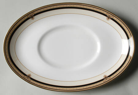 Baroness Underplate for Gravy Boat