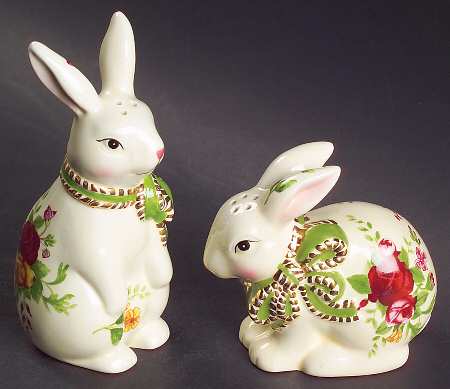 Seasons of Colour (Spring Accessories) Figural Salt & Pepper Set