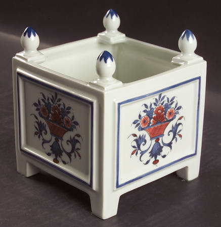 Jumieges (Celadon Background) 5" Planter