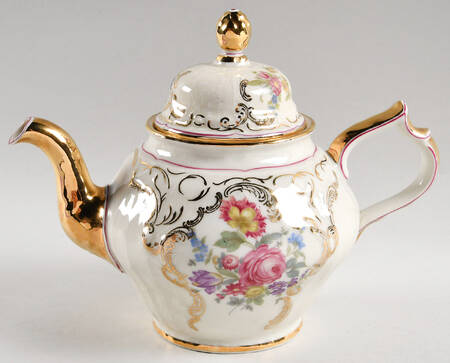 R1279 Teapot & Lid