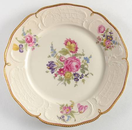 R1282 Dinner Plate