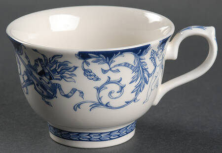 The Royal Palaces Footed Cup