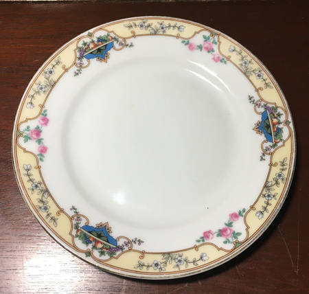 RUD19 Salad Plate