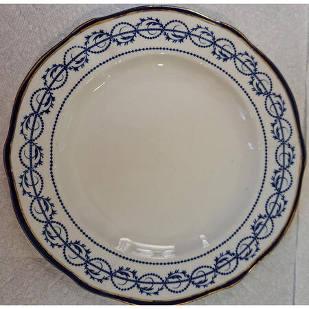 6204 by Royal Crown Derby