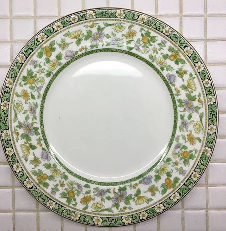 E9934 by Royal Doulton