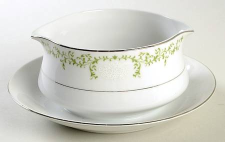 RKH1 Gravy Boat with Attached Underplate
