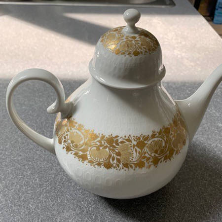 Maggiore Teapot & Lid