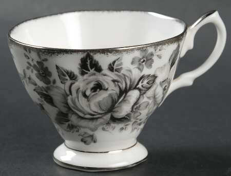 Paradise Black Footed Cup