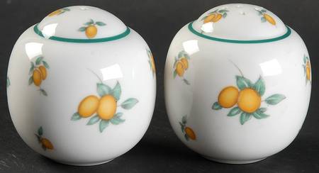 Apricots Salt & Pepper Set