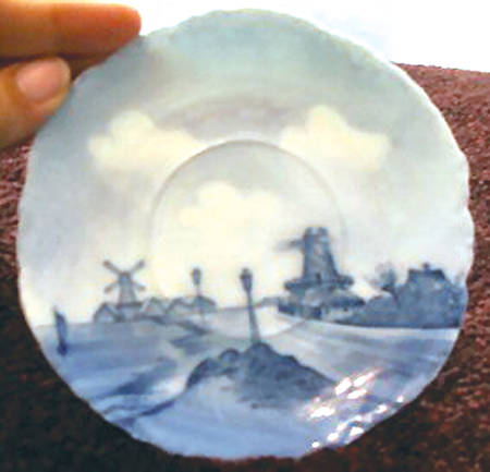 Delft Versailles Saucer for Chocolate Cup