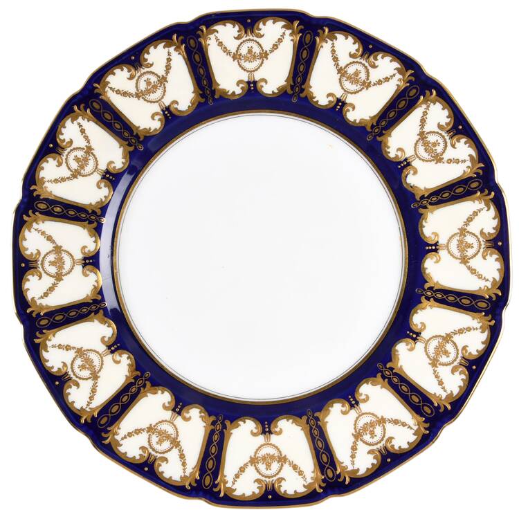 E9233 by Royal Doulton
