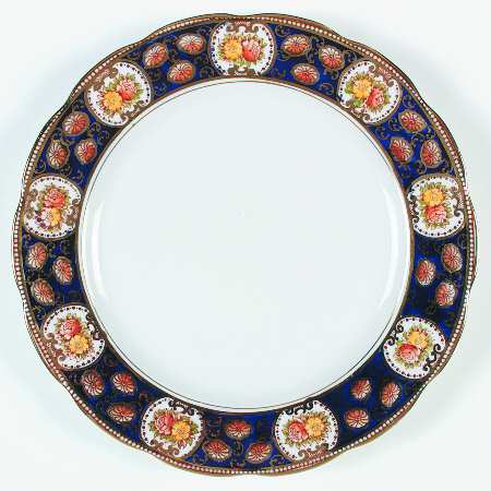 Roa118 (Scalloped) Dinner Plate