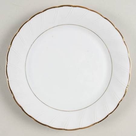 Fluted Gold Salad Plate
