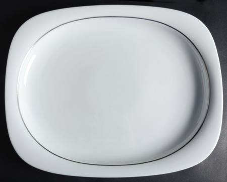 Suomi Platinum 15" Oval Serving Platter