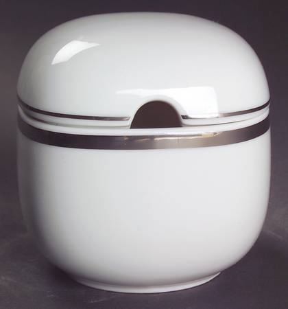 Suomi Platinum Sugar Bowl & Lid