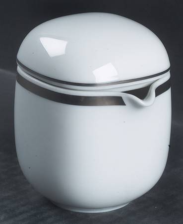 Suomi Platinum Creamer & Lid