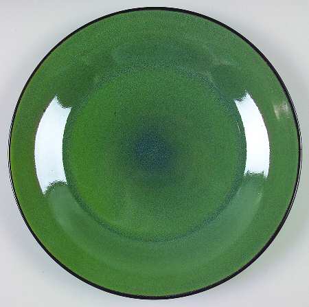 Trumpet Green by Retroneu