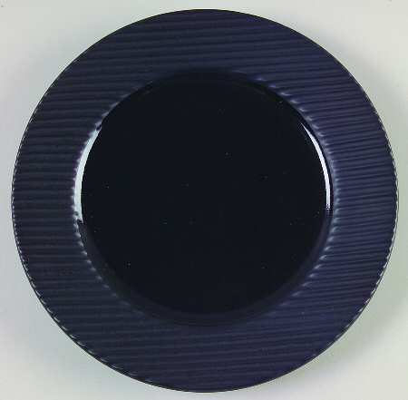 Corrugated Black Salad Plate