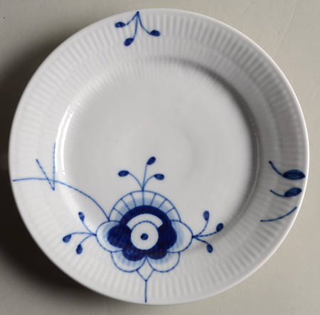 Mega Blue Fluted Dessert/Pie Plate