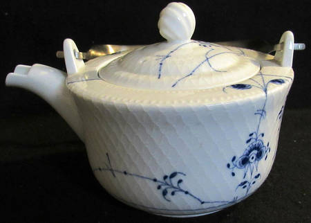 Mega Blue Fluted Teapot & Lid with Removable Top Handle