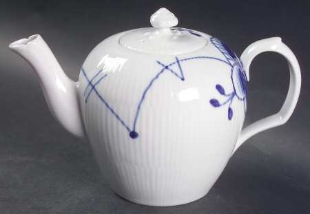 Mega Blue Fluted Individual Teapot & Lid
