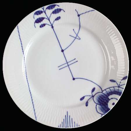 Mega Blue Fluted Salad/Dessert Plate