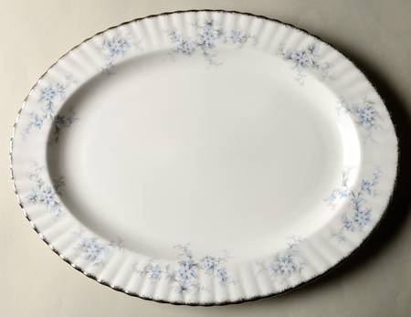 Brides Choice (Montrose) 16" Oval Serving Platter