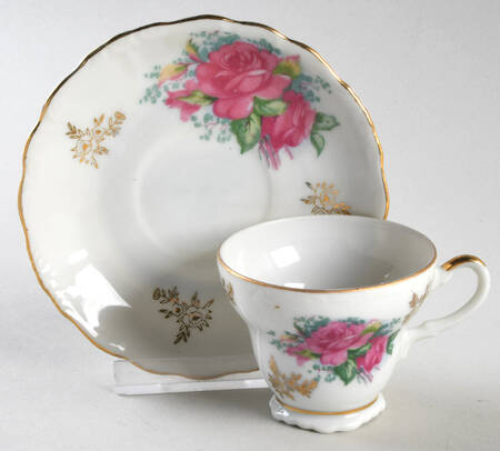 1147 Footed Demitasse Cup & Saucer Set