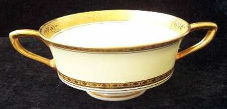 Z347 (No Color Band) Footed Cream Soup Bowl