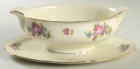 RBO10 Gravy Boat with Attached Underplate